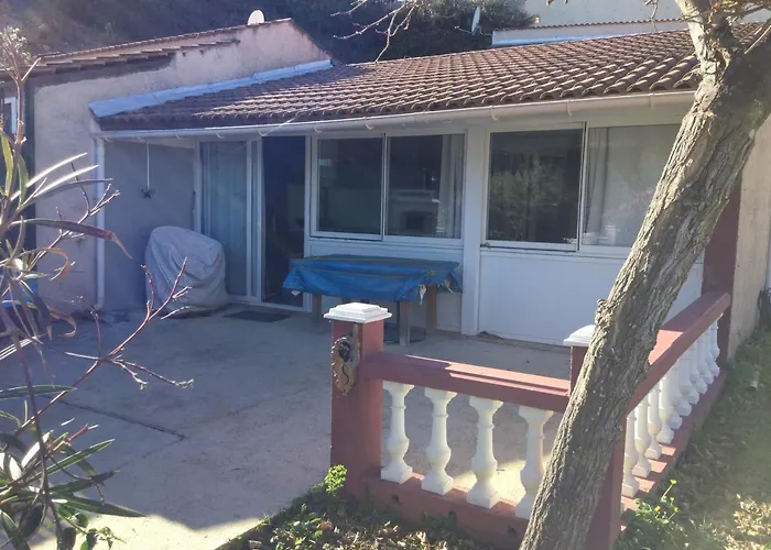 Maison Au Calme Avec Terrain Et Vue Sur La